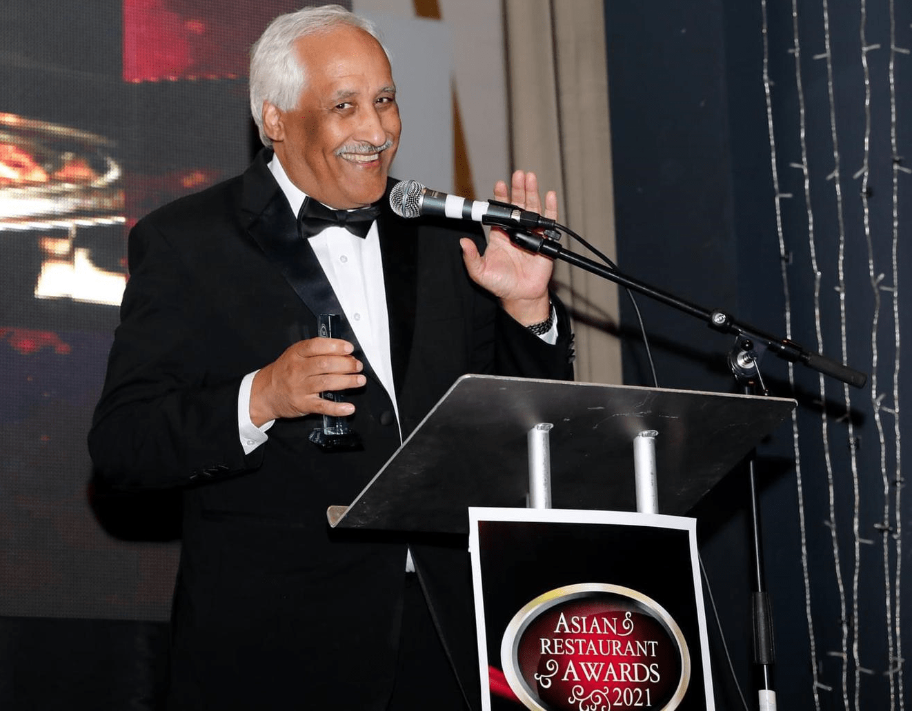 Aagrah win Best Restaurant Group & Lifetime Achievement Award at the